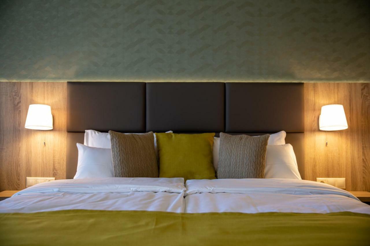 Lignum Hotel ミシュコルツ エクステリア 写真